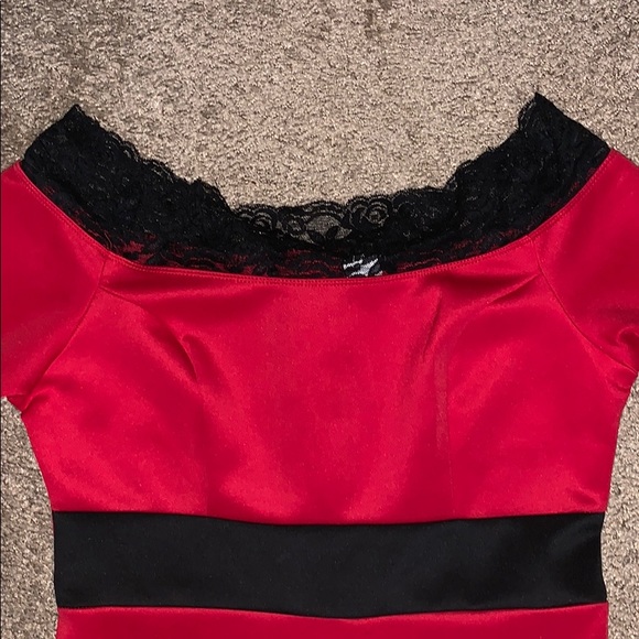 Dress - Picture 2 of 2